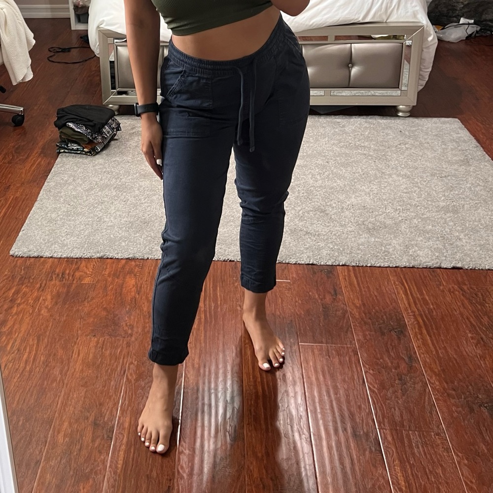 Navy cargo joggers